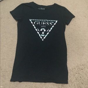 Guess top